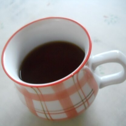 今日はめちゃ寒かったですね(*_*)
寒くて寒くて、温かいものが飲みた～い！というわけで、このしょうが紅茶を頂きました♪
体がポカポカ(~o~)生き返りました☆